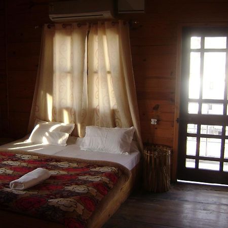 Akash Continental Hotel Rishikesh Exterior photo